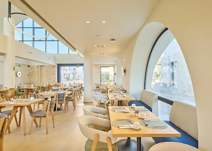 Hotel Paralos Kosta Alimia