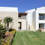 Paralos Kosta Alimia Hersonissos (Crete)