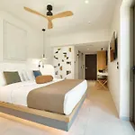 Hotell Paralos Kosta Alimia 5*