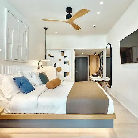 Paralos Kosta Alimia