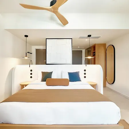 Hotel Paralos Kosta Alimia