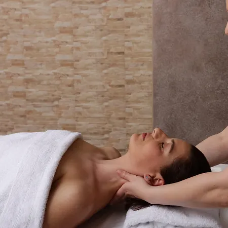 Paralos Kosta Alimia Szálloda