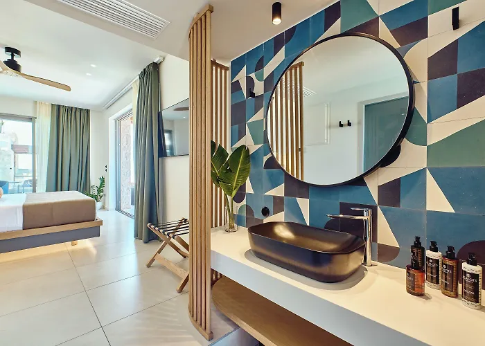 Paralos Kosta Alimia Hotel Hersonissos (Crete)