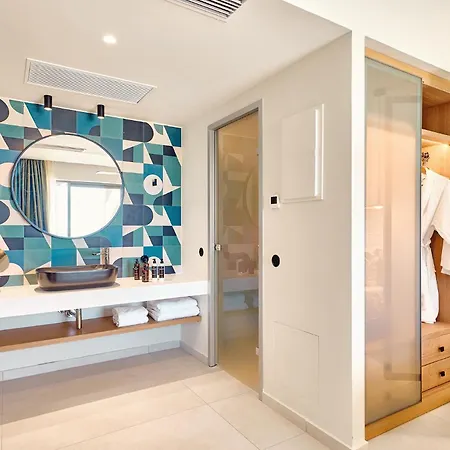 Paralos Kosta Alímia Hersonissos (Crete)