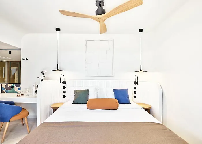 Paralos Kosta Alimia Hotel 5*